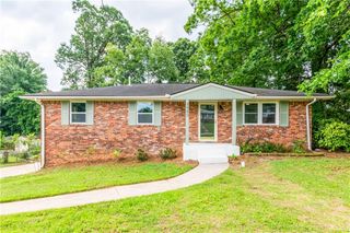 2680 Dunmoreland Terrace, South Fulton, GA 30349