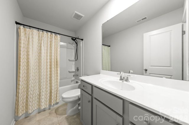 12866 Canterbury Castle Drive, Charlotte, NC 28273