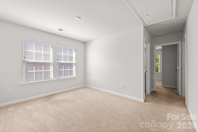 12866 Canterbury Castle Drive, Charlotte, NC 28273