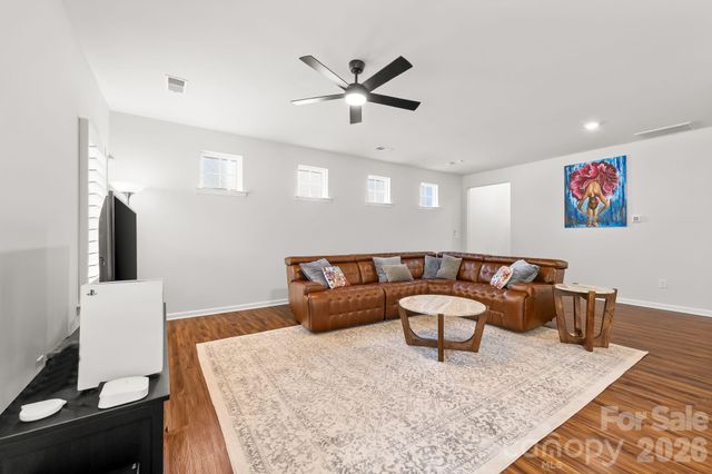 12866 Canterbury Castle Drive, Charlotte, NC 28273