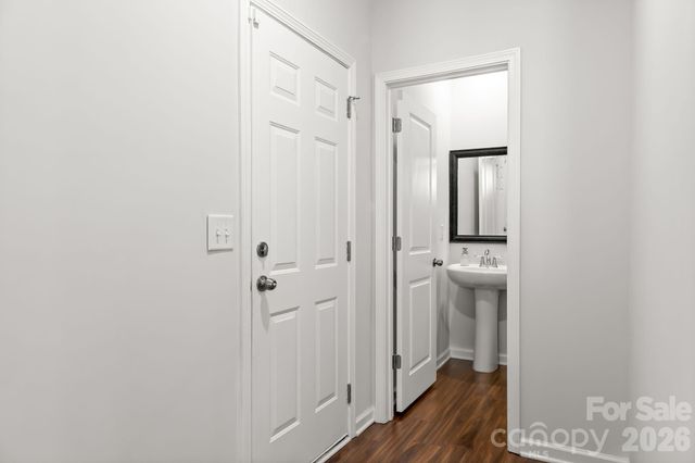 12866 Canterbury Castle Drive, Charlotte, NC 28273