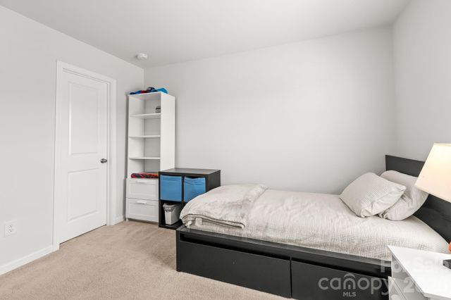 12866 Canterbury Castle Drive, Charlotte, NC 28273