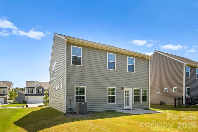 12866 Canterbury Castle Drive, Charlotte, NC 28273