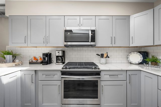 9720 Baldwin Road 12, Bridgman, MI 49106