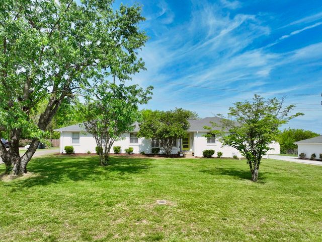 5141 Regent Dr, Nashville, TN 37220