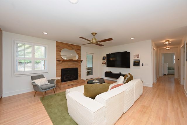 5141 Regent Dr, Nashville, TN 37220