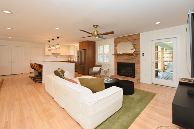 5141 Regent Dr, Nashville, TN 37220