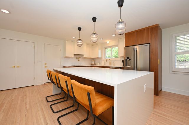 5141 Regent Dr, Nashville, TN 37220