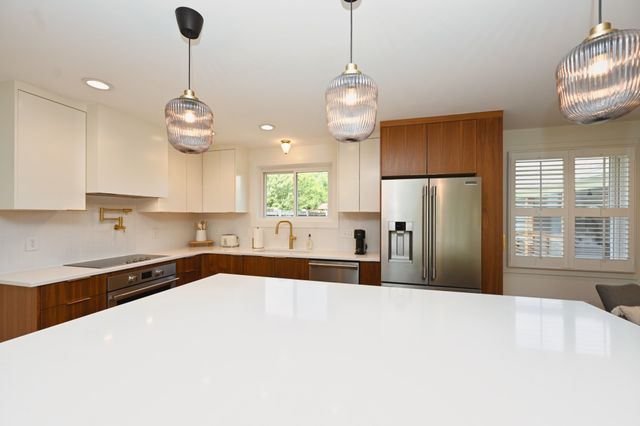 5141 Regent Dr, Nashville, TN 37220