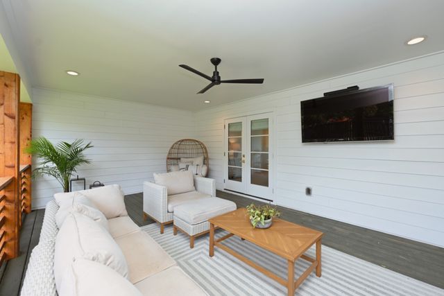 5141 Regent Dr, Nashville, TN 37220