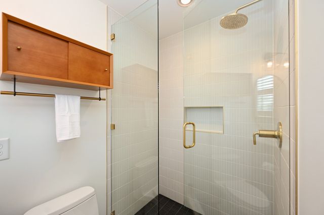 5141 Regent Dr, Nashville, TN 37220