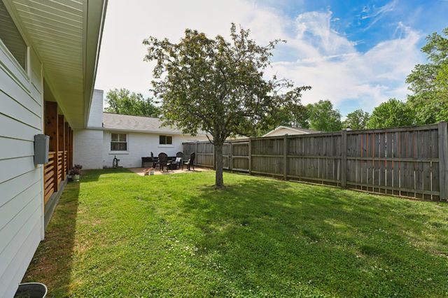 5141 Regent Dr, Nashville, TN 37220