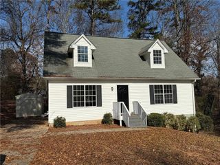 4825 Red Oak Drive, Gainesville, GA 30506