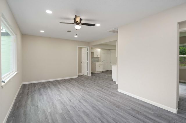 9409 Fairland Drive, Houston, TX 77051