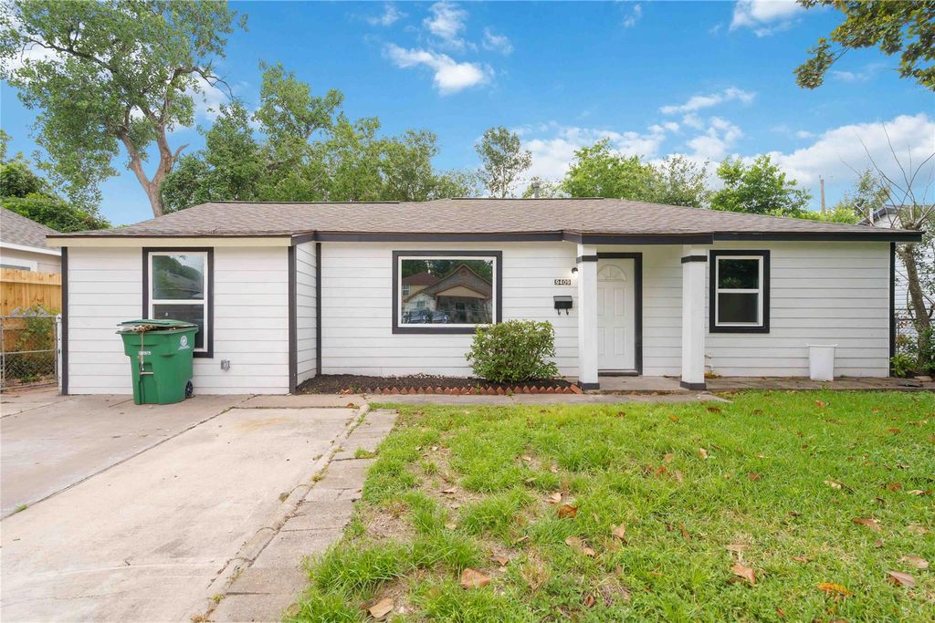 9409 Fairland Drive, Houston, TX 77051