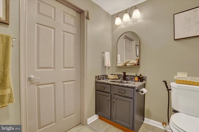 540 GROVE RD, Red Lion, PA 17356