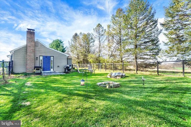 540 GROVE RD, Red Lion, PA 17356