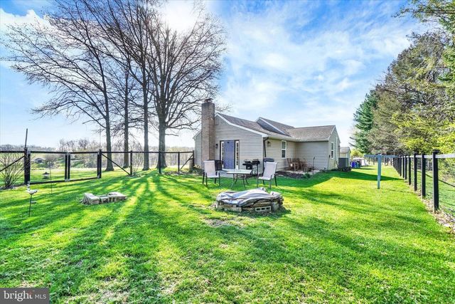 540 GROVE RD, Red Lion, PA 17356