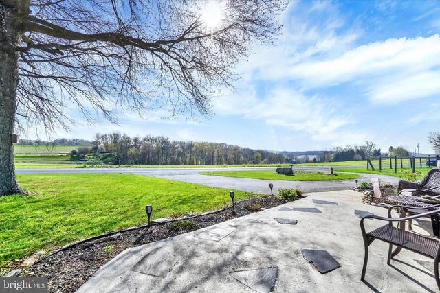540 GROVE RD, Red Lion, PA 17356