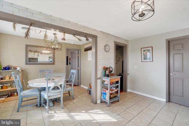 540 GROVE RD, Red Lion, PA 17356