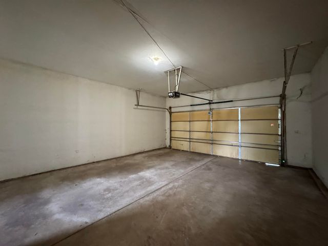 15683 97th Place, Dyer, IN 46311