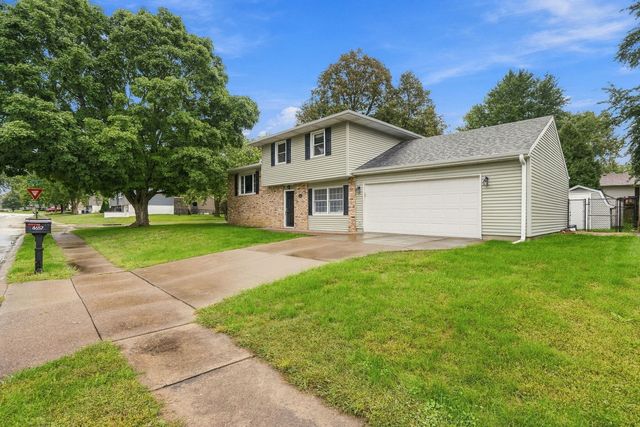 4657 N Sturdevant Street, Davenport, IA 52806