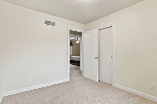 4657 N Sturdevant Street, Davenport, IA 52806