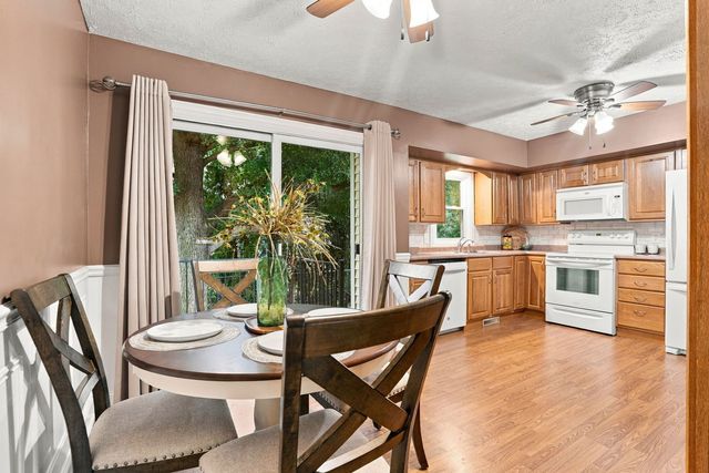 4657 N Sturdevant Street, Davenport, IA 52806