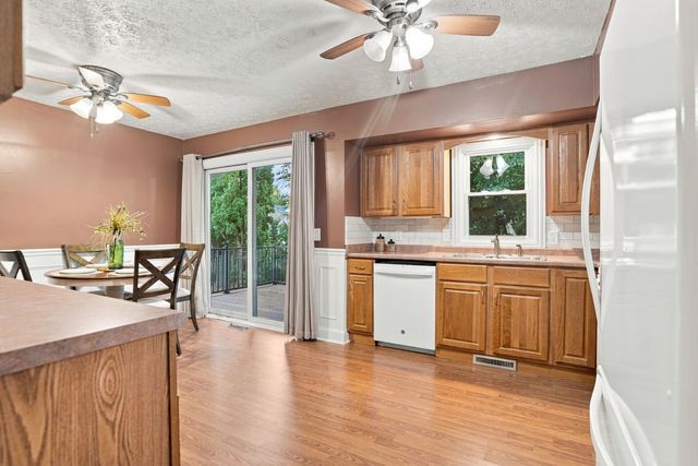 4657 N Sturdevant Street, Davenport, IA 52806