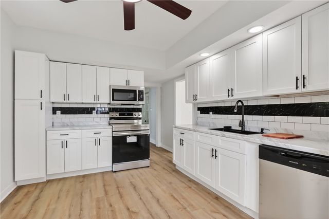 512 Marion Ave, Forest Hills Boro, PA 15221
