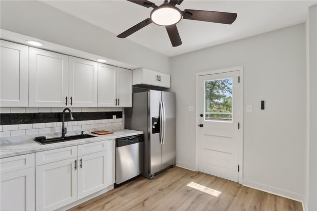 512 Marion Ave, Forest Hills Boro, PA 15221