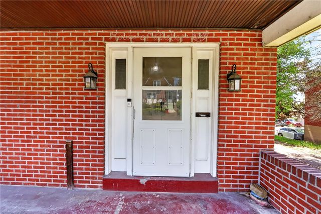 512 Marion Ave, Forest Hills Boro, PA 15221