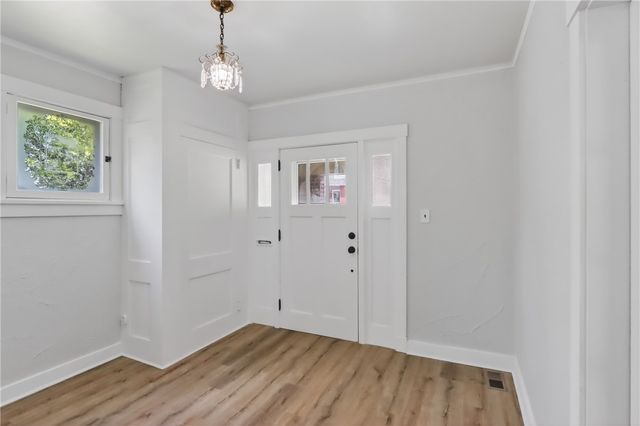 512 Marion Ave, Forest Hills Boro, PA 15221