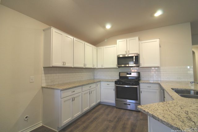 14207 minette, San Antonio, TX 78253