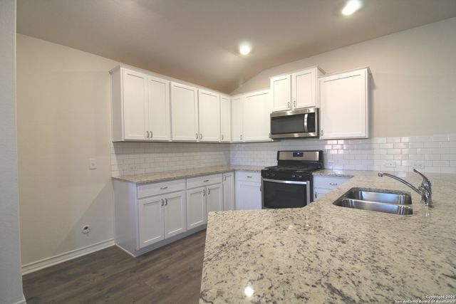 14207 minette, San Antonio, TX 78253