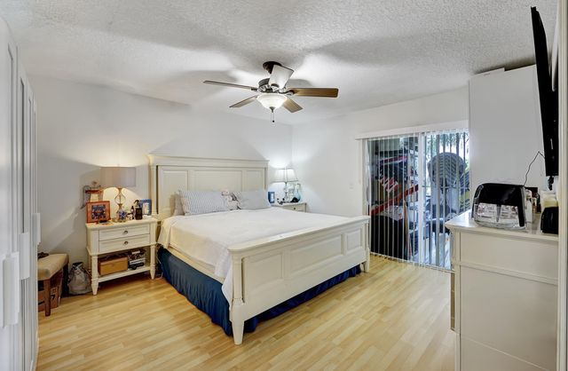 4040 Crystal Lake Drive 101, Pompano Beach, FL 33064