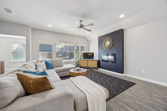 491 Crystal Clear Lane, Princeton, TX 75407