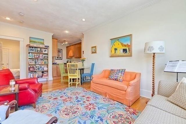 61 Park Dr 10, Boston, MA 02215