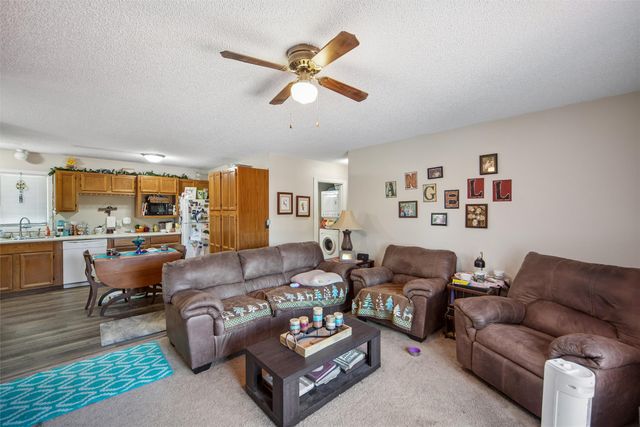 320 E Hughes Avenue, Des Moines, IA 50315