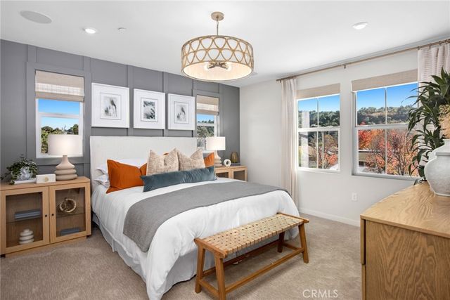 723 E Route 66, Glendora, CA 91740