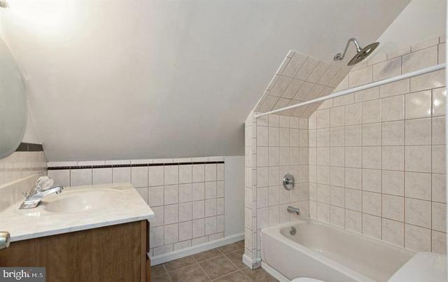 6011 FALLS RD, Baltimore, MD 21209