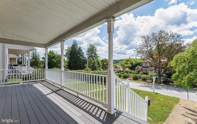 6011 FALLS RD, Baltimore, MD 21209