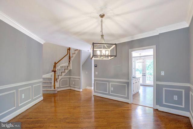 2914 OAKTON CREST PL, Vienna, VA 22181