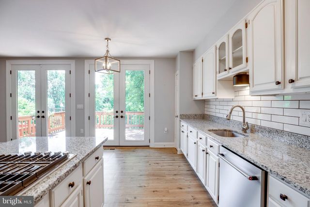 2914 OAKTON CREST PL, Vienna, VA 22181