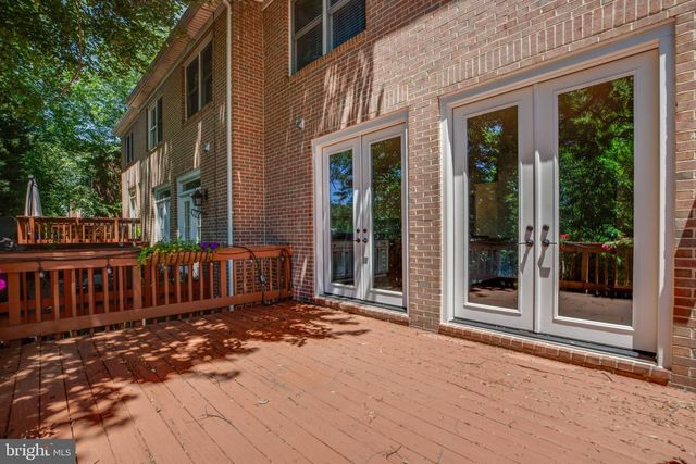 2914 OAKTON CREST PL, Vienna, VA 22181