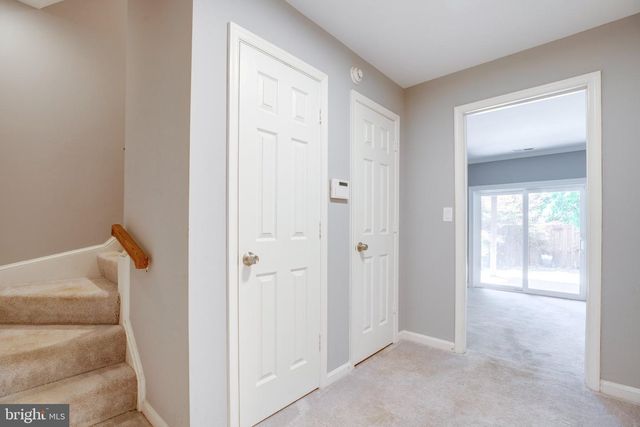 2914 OAKTON CREST PL, Vienna, VA 22181