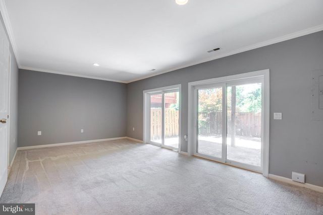 2914 OAKTON CREST PL, Vienna, VA 22181