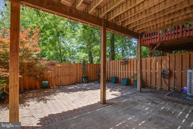 2914 OAKTON CREST PL, Vienna, VA 22181