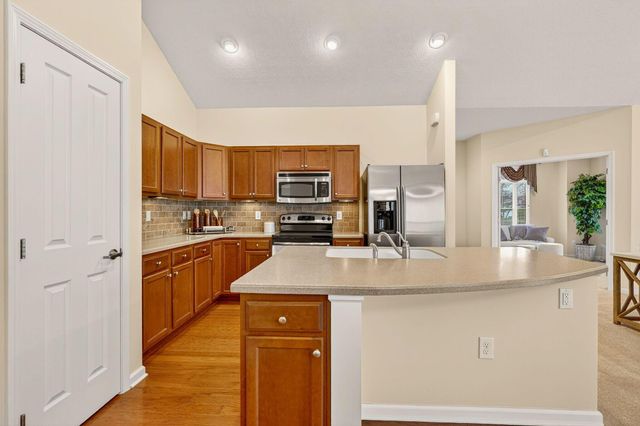 6931 Rothwell Street, New Albany, OH 43054