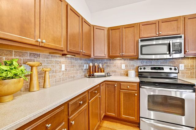 6931 Rothwell Street, New Albany, OH 43054